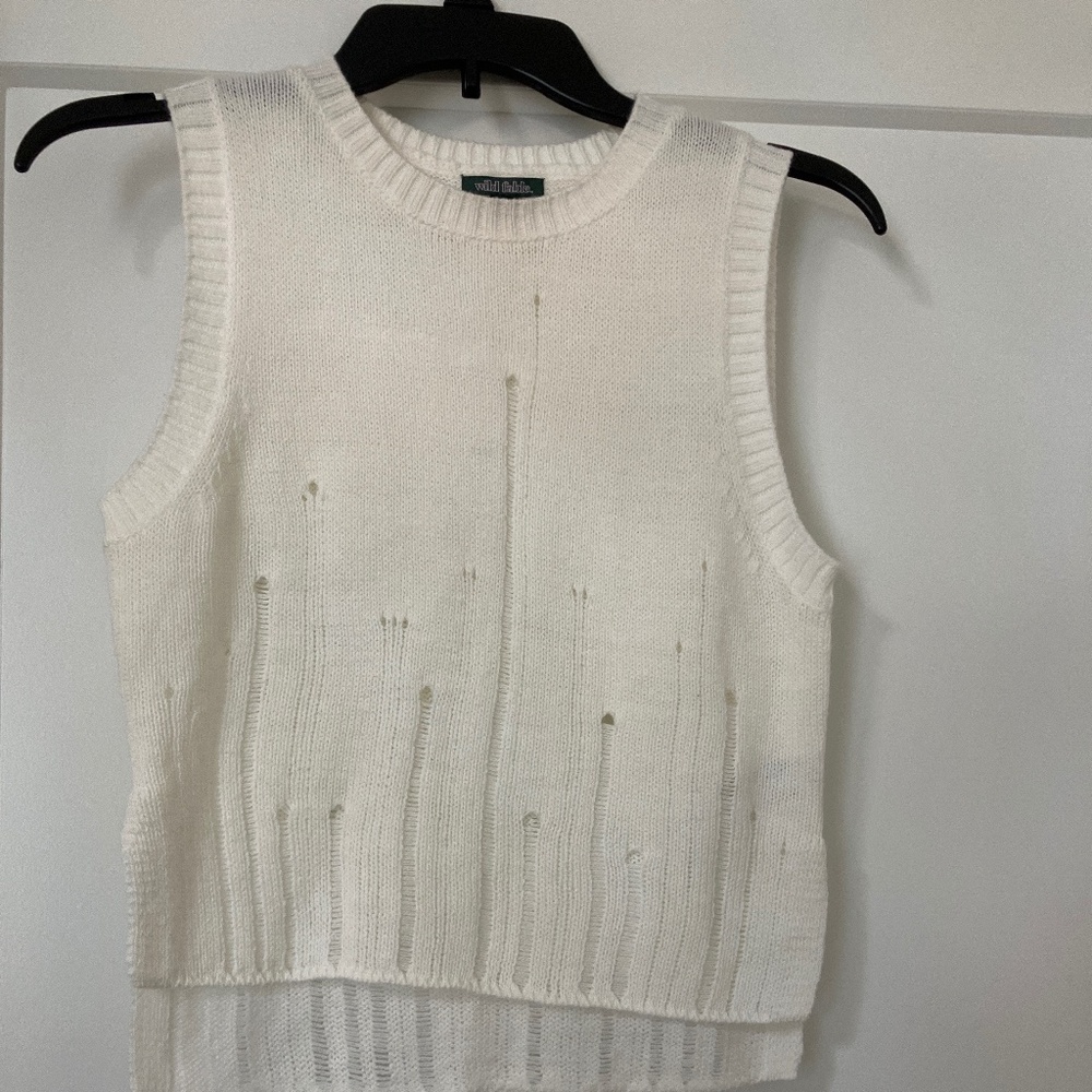 Wild Fable Small Distressed White Tank